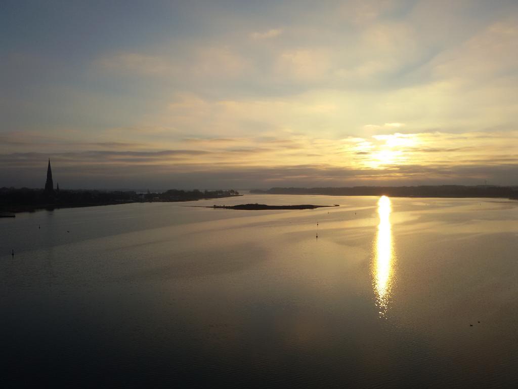 Ostseefjord-Schlei-Blick Im Wikingturm Шлесвиг Екстериор снимка